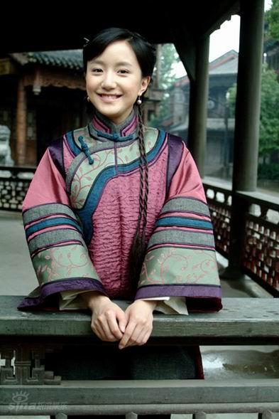 资料图片:《胭脂雪》剧照--李倩饰阿桃(2)