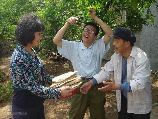 资料图片电视剧石榴花开精彩剧照3