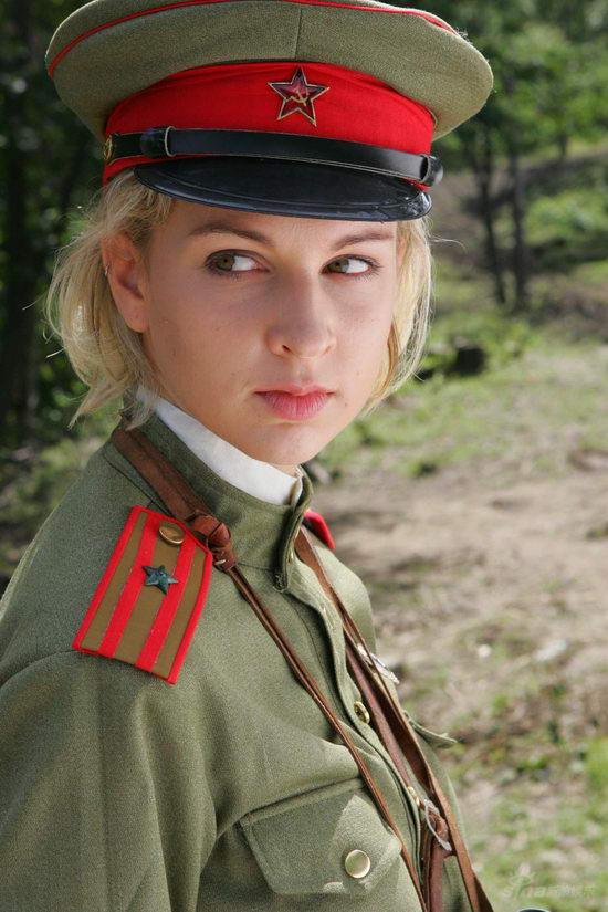 资料图片:电视剧《幸存者》主演丽娜(波兰)