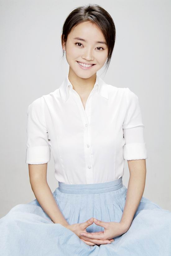 资料图片演员杨梅精彩写真23