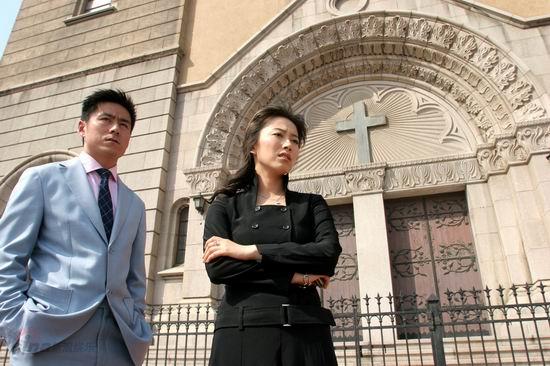 资料:三十集连续剧《想爱都难》精彩剧照(19)