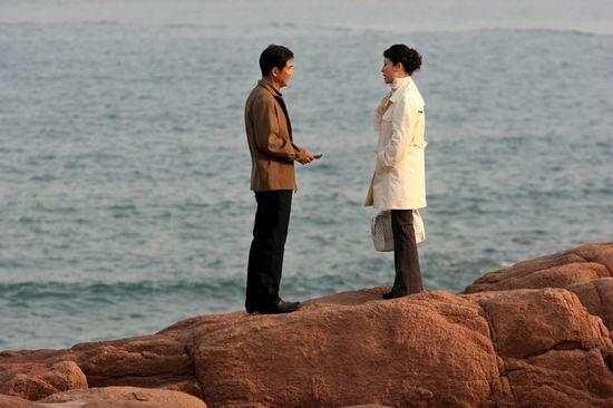 资料:三十集连续剧《想爱都难》精彩剧照(21)