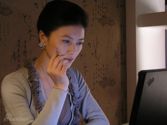 资料图片电视剧狂花凋落精彩剧照1