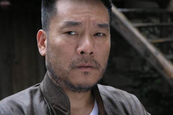 资料图片:《英雄虎胆》演员定妆照(2)