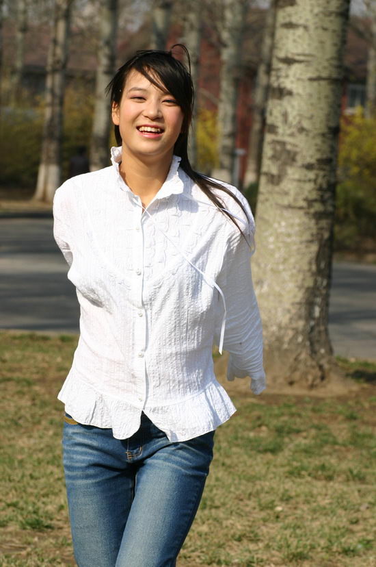 资料图片:电影《隐形的翅膀》剧照(9)