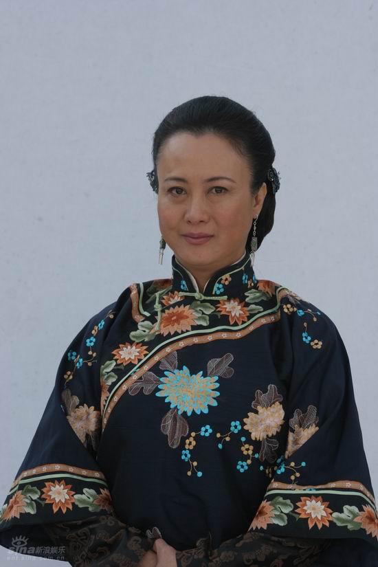 资料图片:电视剧《梦回春谷》主演剧照(10)