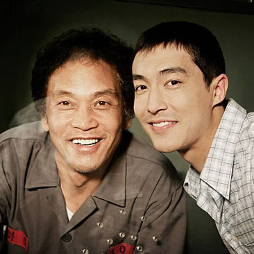 资料图片:韩国影片《我的父亲》精彩剧照(17)