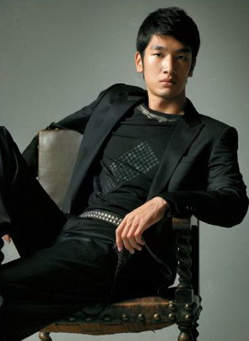 资料图片:韩星金南镇精彩写真(26)