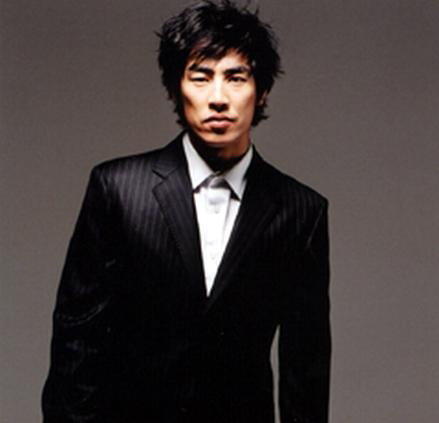 资料图片:《浪漫满屋》民赫哥金成洙写真(10)