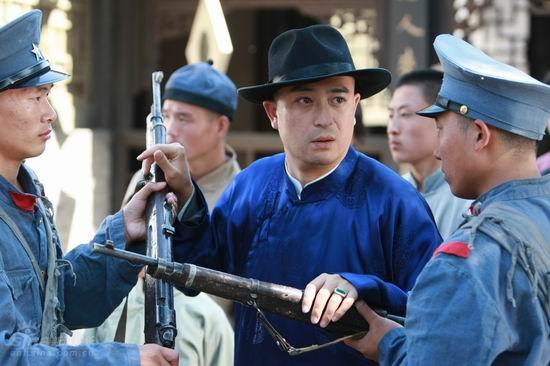 资料图片:电视剧《百年往事》第二批剧照(17)