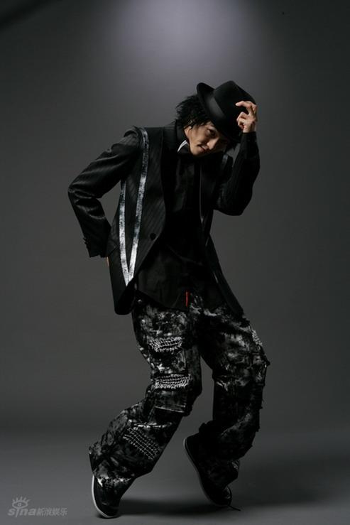 资料图片韩国舞王poppin贤俊精彩写真19