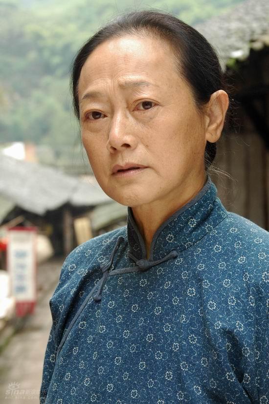 资料图片:电视剧《纸醉金迷》精彩剧照(31)