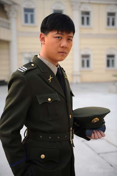 资料图片:电视剧《内线》李文--周敬峰饰