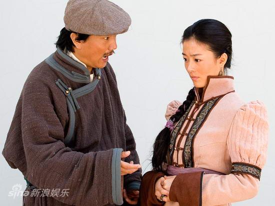 资料图片:电视剧《胡杨女人》精彩剧照(65)