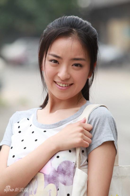 资料图片:电视连续剧《养父》精彩剧照(33)