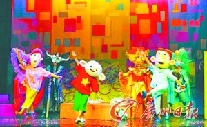 《大耳朵图图》均由真人扮演