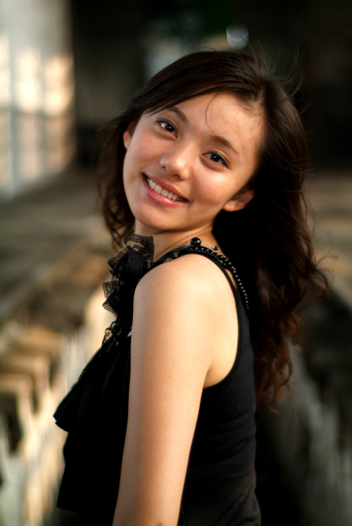 资料图片话剧狂恋高跟鞋演员唐静