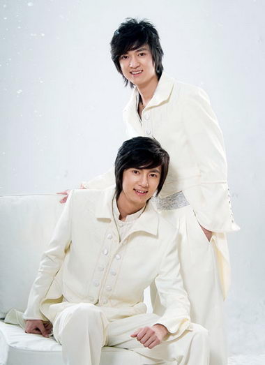 《疯狂的石头》继续"疯狂" 导演大赞高恒高海