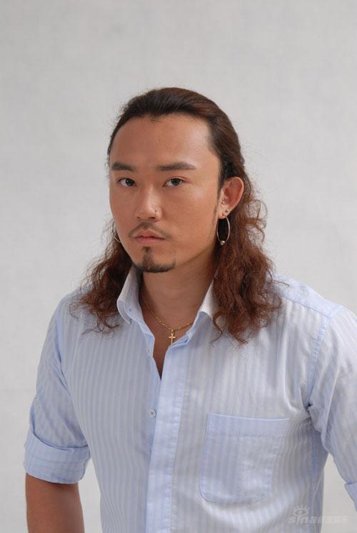 话剧混世演员王兴刚