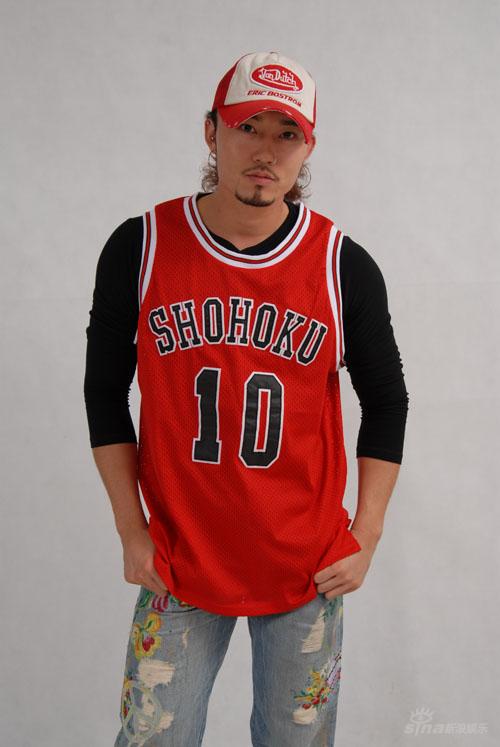 话剧混世演员王兴刚