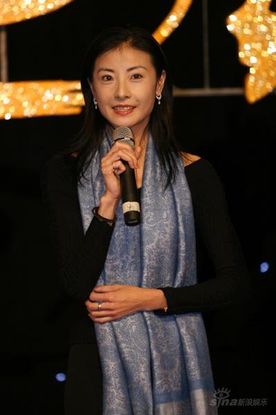 芭蕾皇后谭元元抵京 与谭迷《鹊桥》相会(组图)