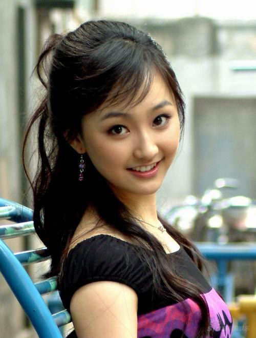 中戏话剧《好运派尔的旅行》演员--辛月