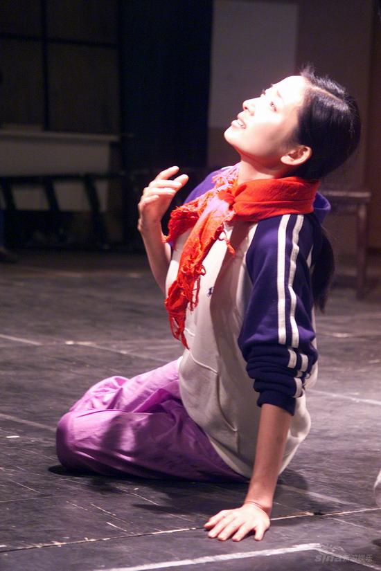 徐筠房斌掀爱情风暴 《荒原与人》席卷全国(图)