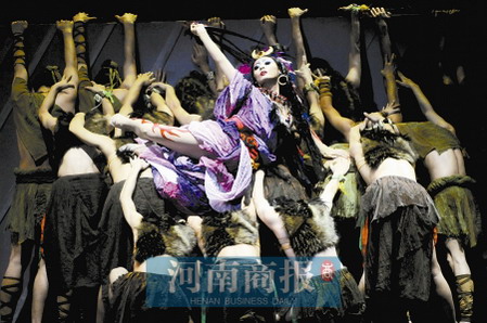 《云水洛神》营造出神话的氛围