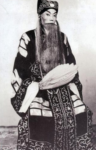 杨宝森《空城计》中饰演诸葛亮