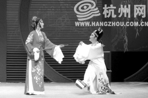 陈雪萍在舞台上完成自己最后一次“奥斯卡”冲顶