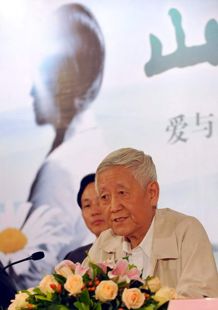 国家大剧院戏剧艺术总监徐晓钟