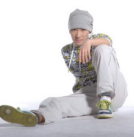 com》演员--李钺