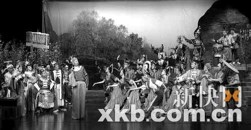 　《刘三姐》三月到广州