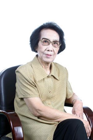 袁雪芬(资料图)