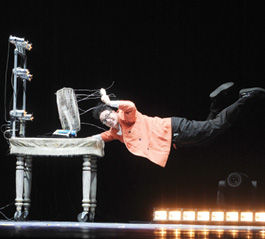 中国选手获本届上海国际魔术节新人奖