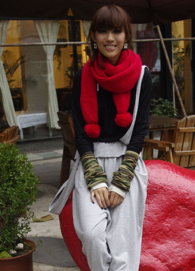 资料介绍:话剧《不二门》-服装设计田苗