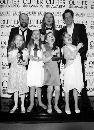 《玛蒂尔达》小童星们和主创