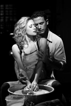 △音乐剧《幽灵之歌》再现凄美“人鬼情”