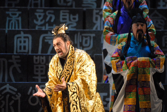 谭盾作曲指挥、张艺谋执导的歌剧《秦始皇》2006年首演，“歌剧之王”普拉西多·多明戈扮演秦始皇。IC资料