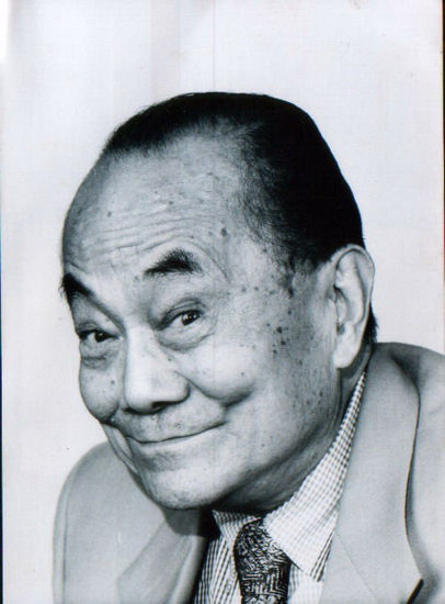 杨华生 1918-2012.5.24 生于浙江绍兴