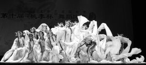 女子群舞《百花争妍》