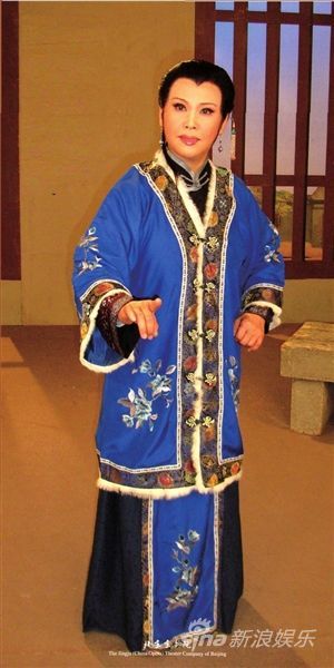 赵葆秀在《风雨同仁堂》中饰乐徐氏