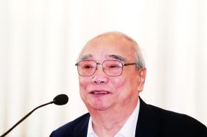 马长礼在发布会上。