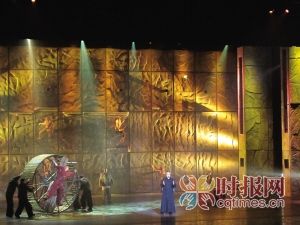 《巴黎圣母院》