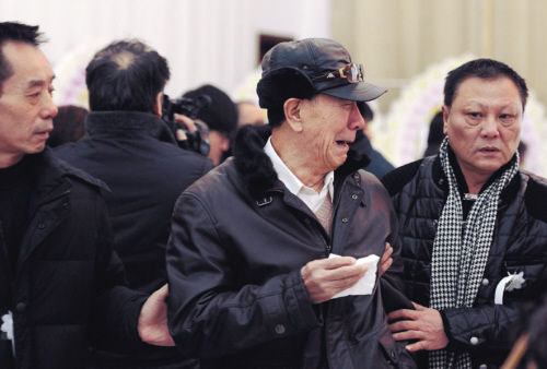 杨振华哭别老友