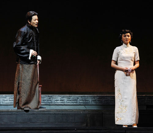 话剧《大宅门》剧照-白玉婷与哥哥白景琦