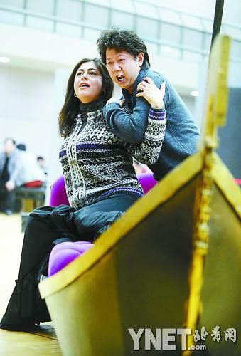 《霍夫曼的故事》排练照