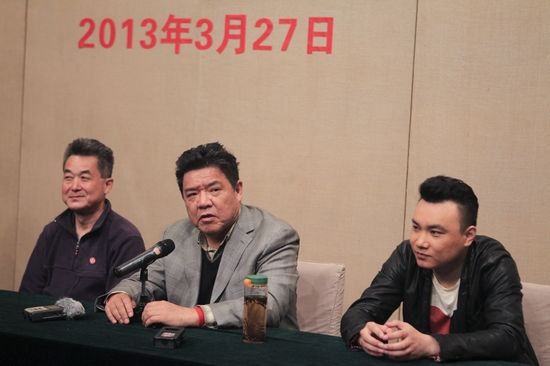 导演丛林，主演李龙吟、杨佳音