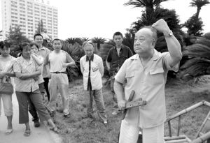 金钱板大师邹忠新