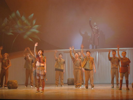 百老汇音乐剧改编中国经典